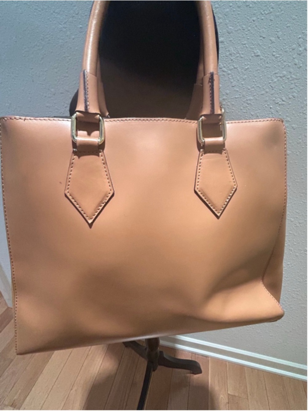 Women's A Bellucci Tan Leather Satchel made in Italy 14 x 11 x 6 - Picture 6 of 15